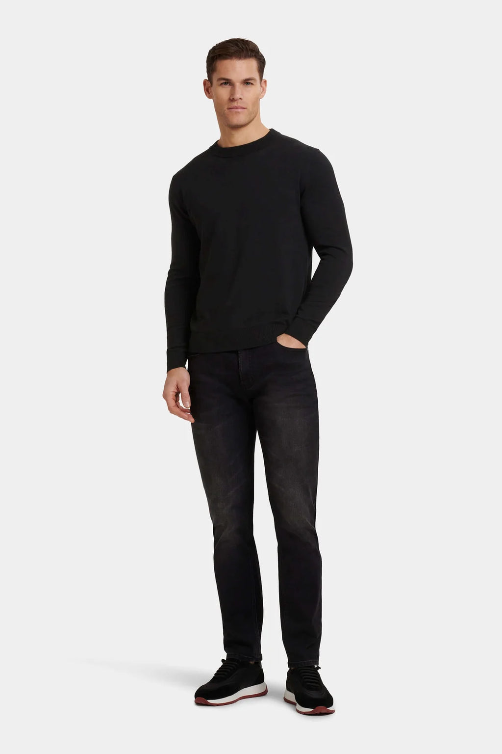 Suéter Negro Clásico, Elegante